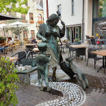 La Posta Outside