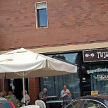 Twjst Outside