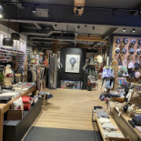 B Locale Inside