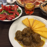 La Capanna Comida