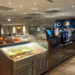 Vario La Pizza inside
