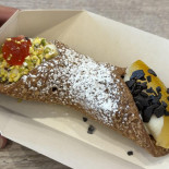Cannoli Food