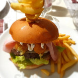 Sisters' House Comida