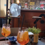 Amorelli Restaurant Cocktail Bar inside