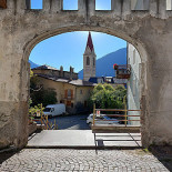 Greif Exterior