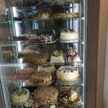 Tentazioni Pasticceria Gelateria Giuseppe Serio inside