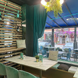 Mado Cafe À l'intérieur