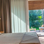 Insulae Resort inside
