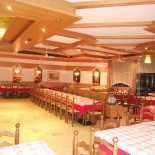 Miramonti Pizzeria B B inside