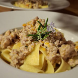 Miramonti Pizzeria B B food