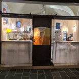 La Cantina Del Collegio inside