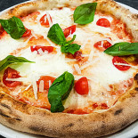 Mario's Pizza Appiano Comida