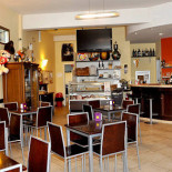 Leo À l'intérieur