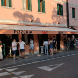 Pizzeria Da Niko outside