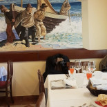 Pizzeria L'ammiraglio inside