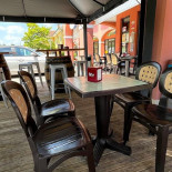 L’ufficio Di Monique inside