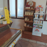 Panificio Antico Forno Camelia inside