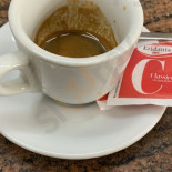 Dei Pini Bebida