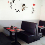 In.sushi Montebelluna inside
