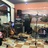 Trinka Ben inside