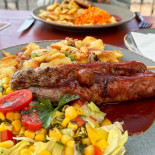 The Old Tipsy Comida