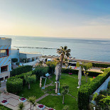 Salsello Exterior
