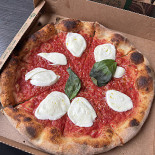 Pistopizza Di Pistone Ivan Comida