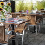 Caffe Per Caso Exterior