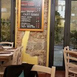 Gustoleo À l'intérieur