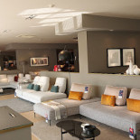 Biste' À l'intérieur