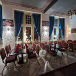 Blumarine À l'intérieur