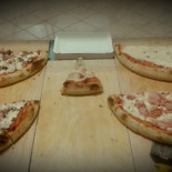 Max Pizza Al Trancio Cibo