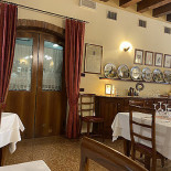 Due Spade À l'intérieur