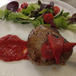 Cerveceria Taperia Ole' food