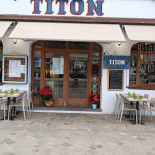 Titon Extérieur