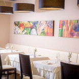 Trait D'union inside