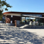 Ara Caffe Outside