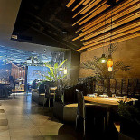 Sushi Zero inside