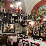 Trattoria La Canonica À l'intérieur