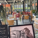 Eat Parade Larosa Didario Exterior
