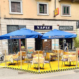 Napiz' Extérieur