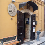 Arepizzas Exterior