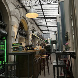 Corte Cafè À l'intérieur