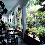 Calisto Cafe Extérieur