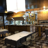Al Mandracchio Ancona À l'intérieur