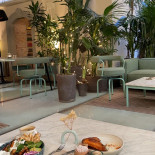 Floret Artisan Kitchen Exterior