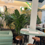 Floret Artisan Kitchen Dentro