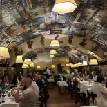 Buca Lapi Dentro