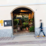 Pomiroeu Exterior