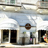 Crema Caffe Extérieur